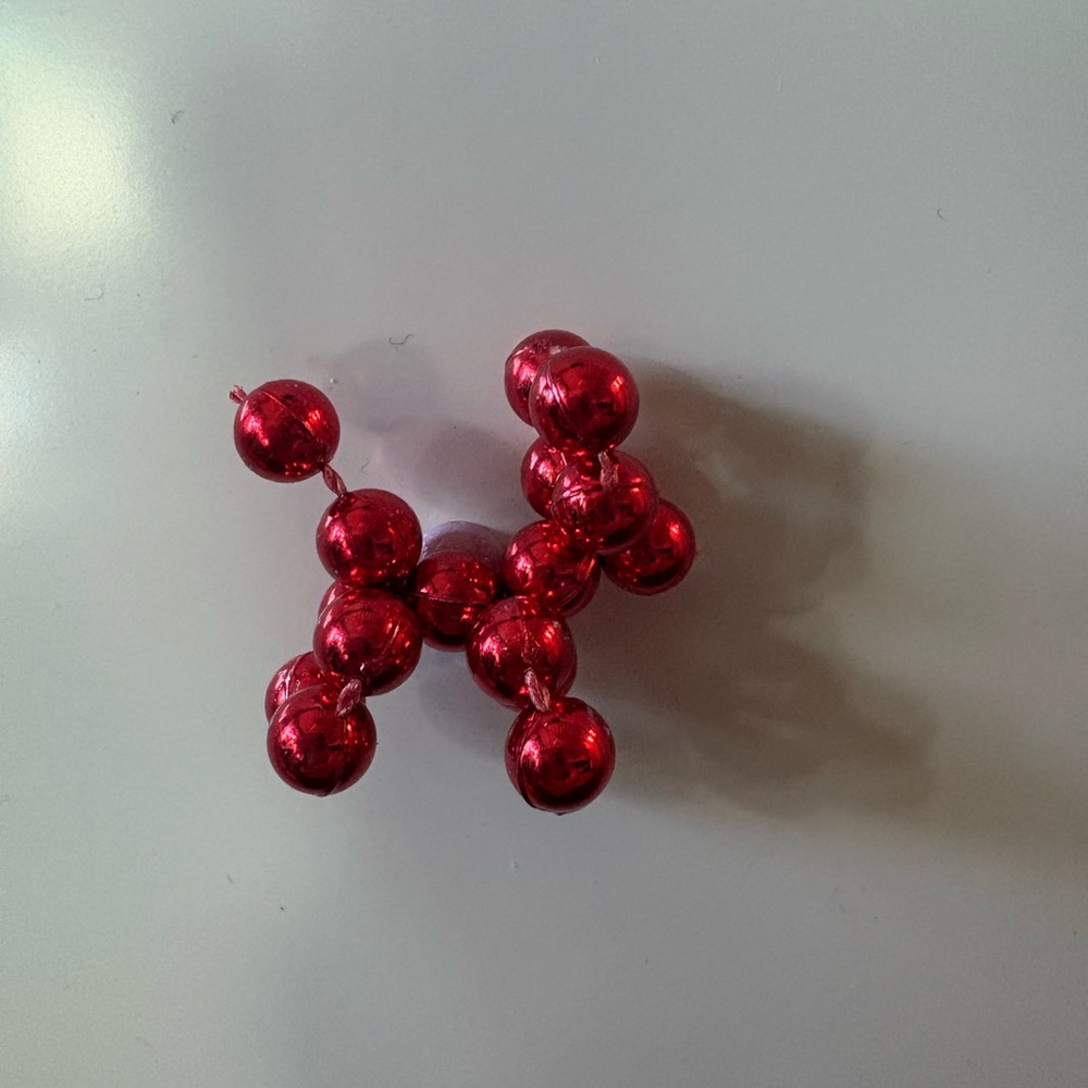 Handmade Balloon Dog Magnet Set - Picture 4 of 5